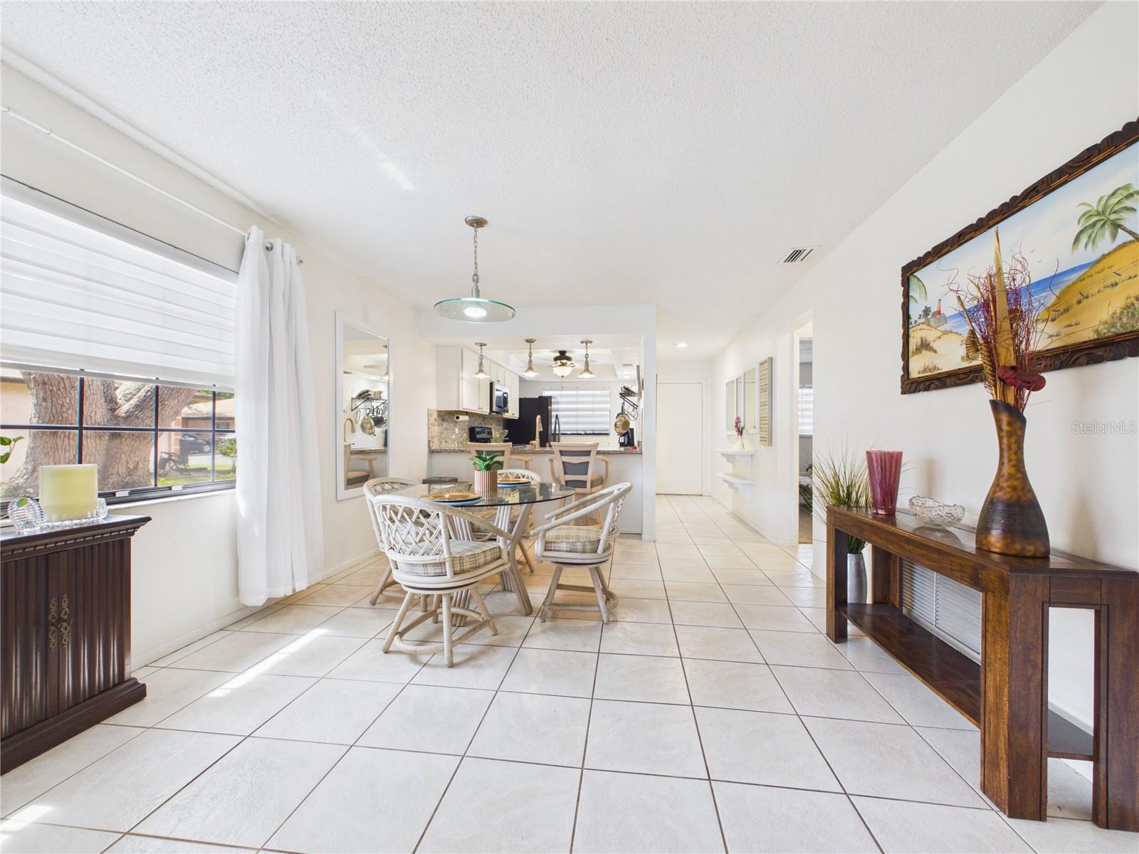 RIDGE GROVES CONDO - Residential Lease