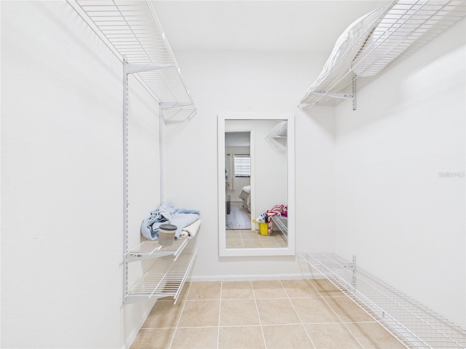 RIDGE GROVES CONDO - Residential Lease