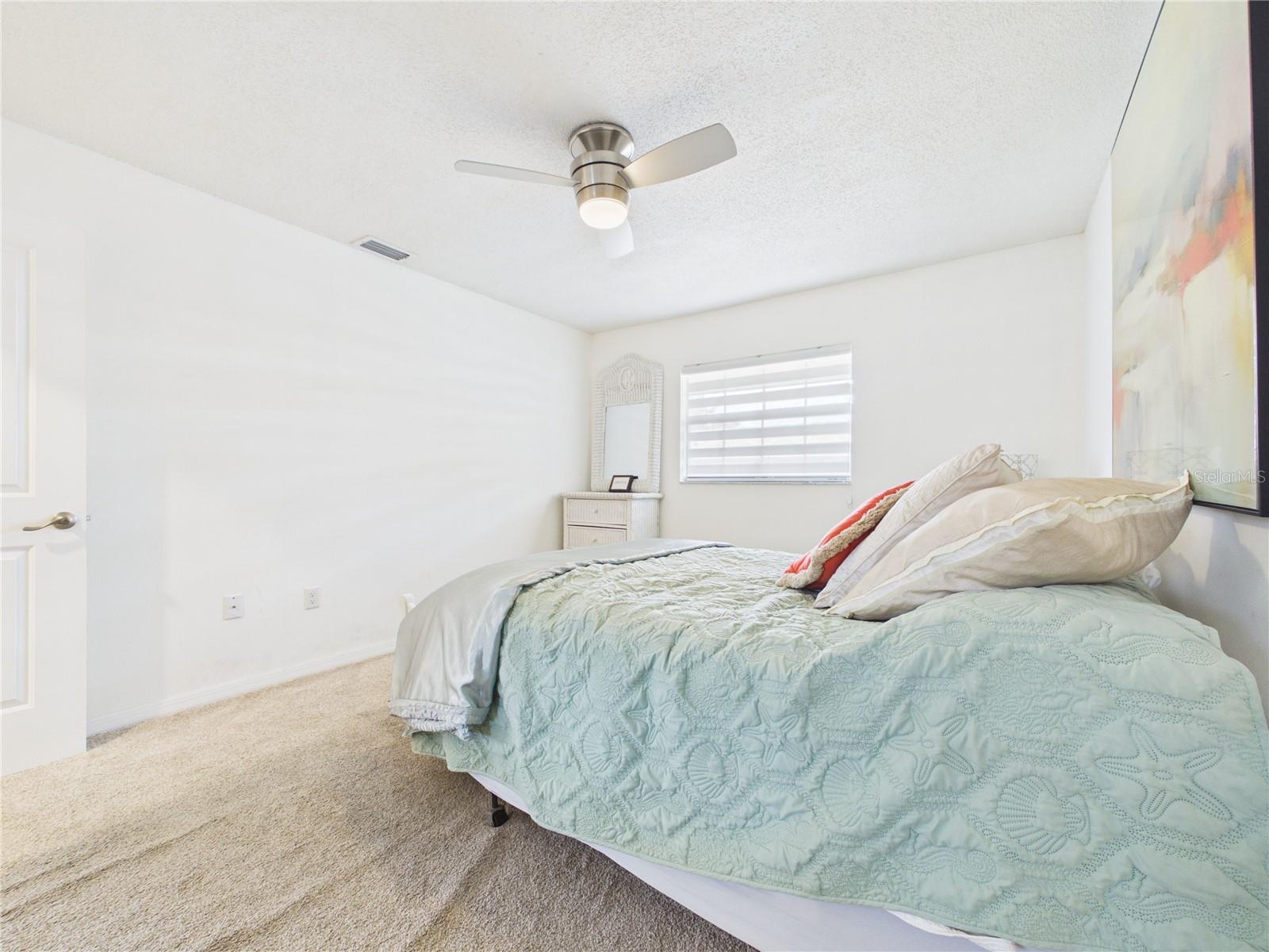 RIDGE GROVES CONDO - Residential Lease