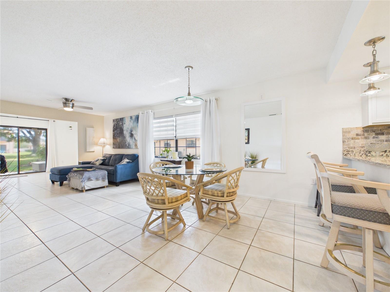 RIDGE GROVES CONDO - Residential Lease
