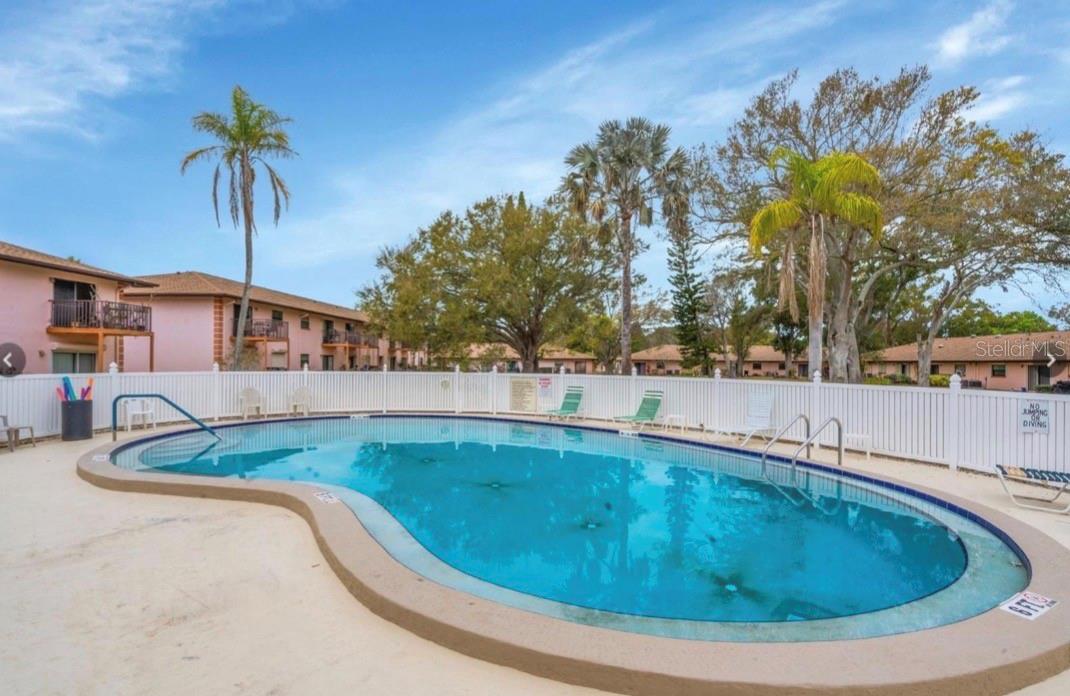 RIDGE GROVES CONDO - Residential Lease