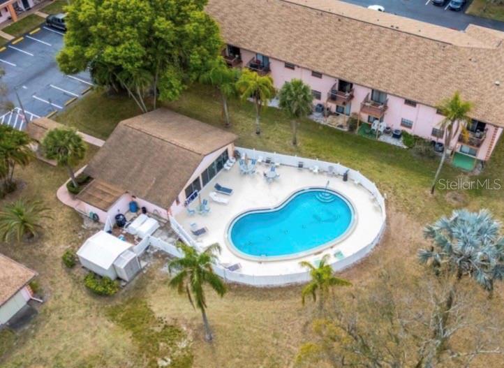 RIDGE GROVES CONDO - Residential Lease