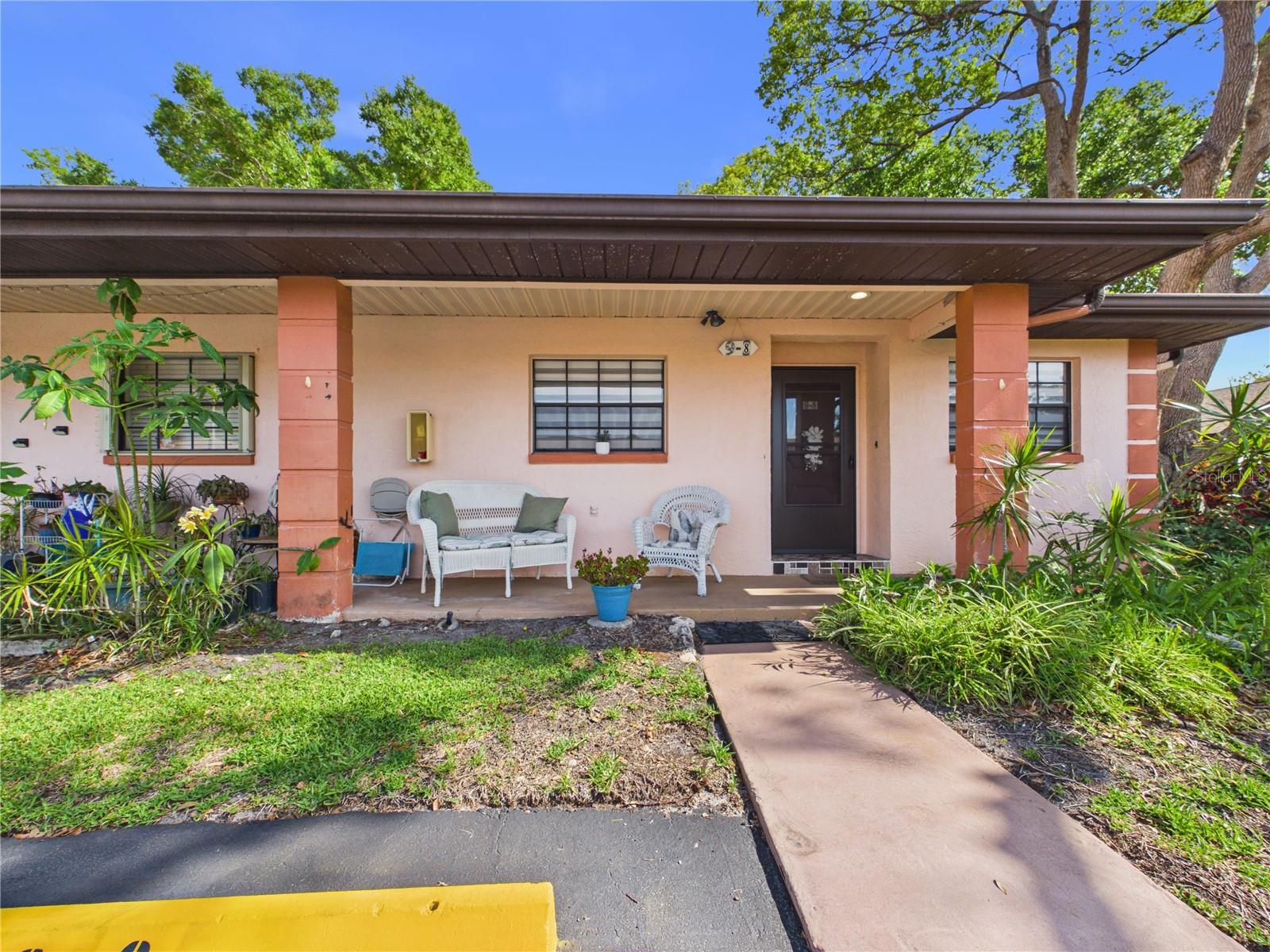 RIDGE GROVES CONDO - Residential Lease