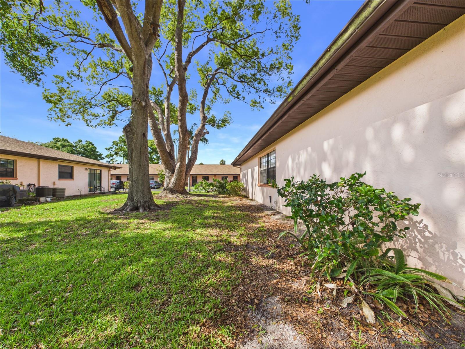 RIDGE GROVES CONDO - Residential Lease