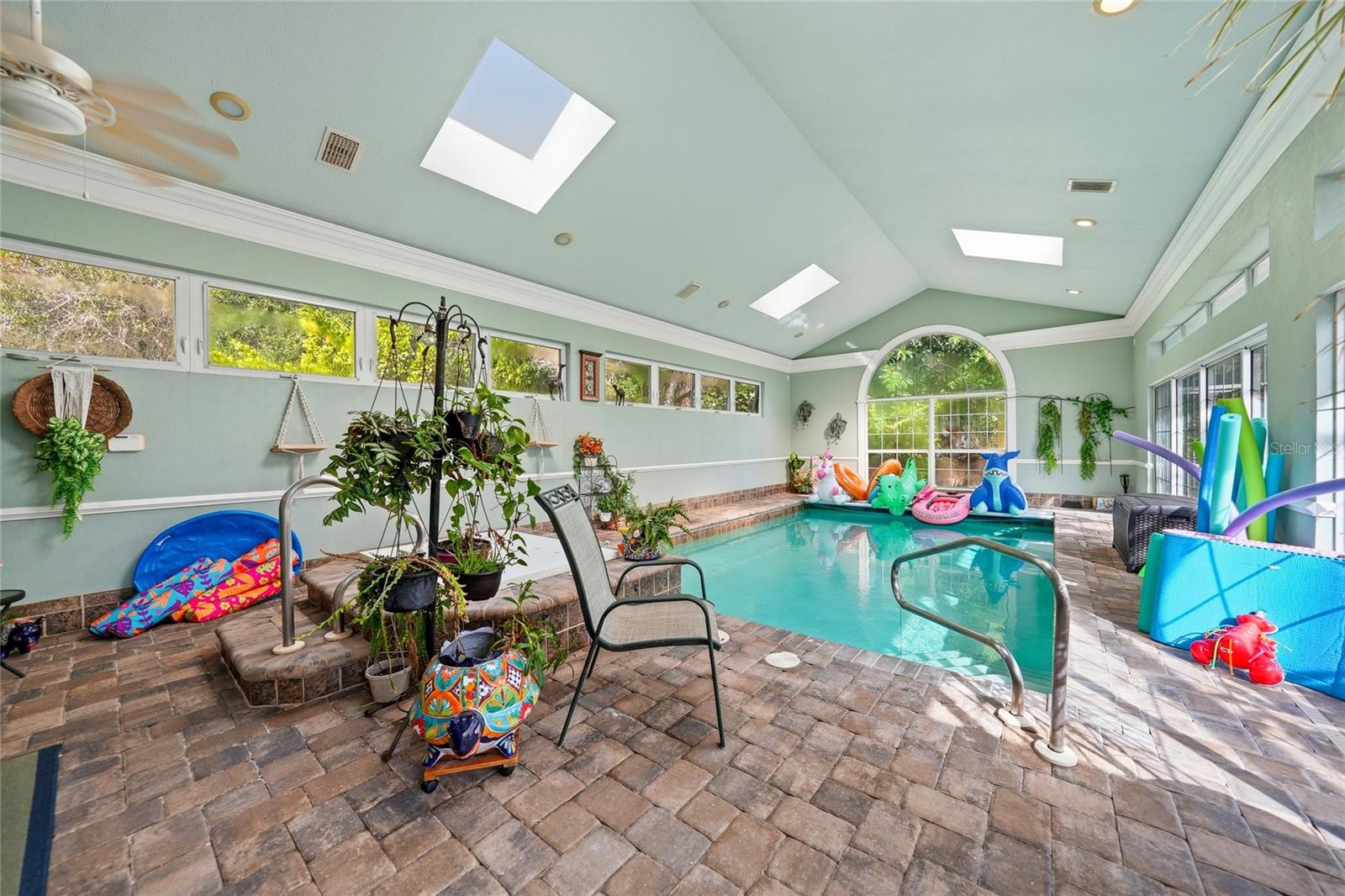 ACREAGE & UNREC - Residential