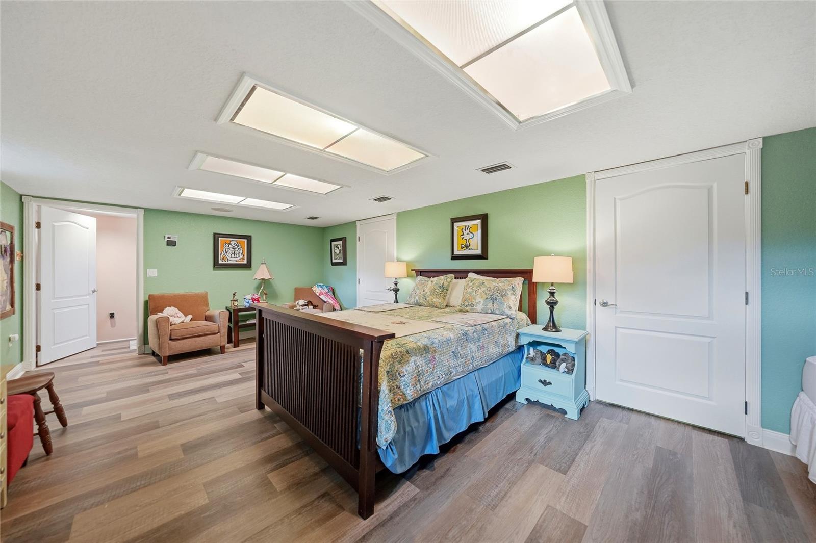 ACREAGE & UNREC - Residential