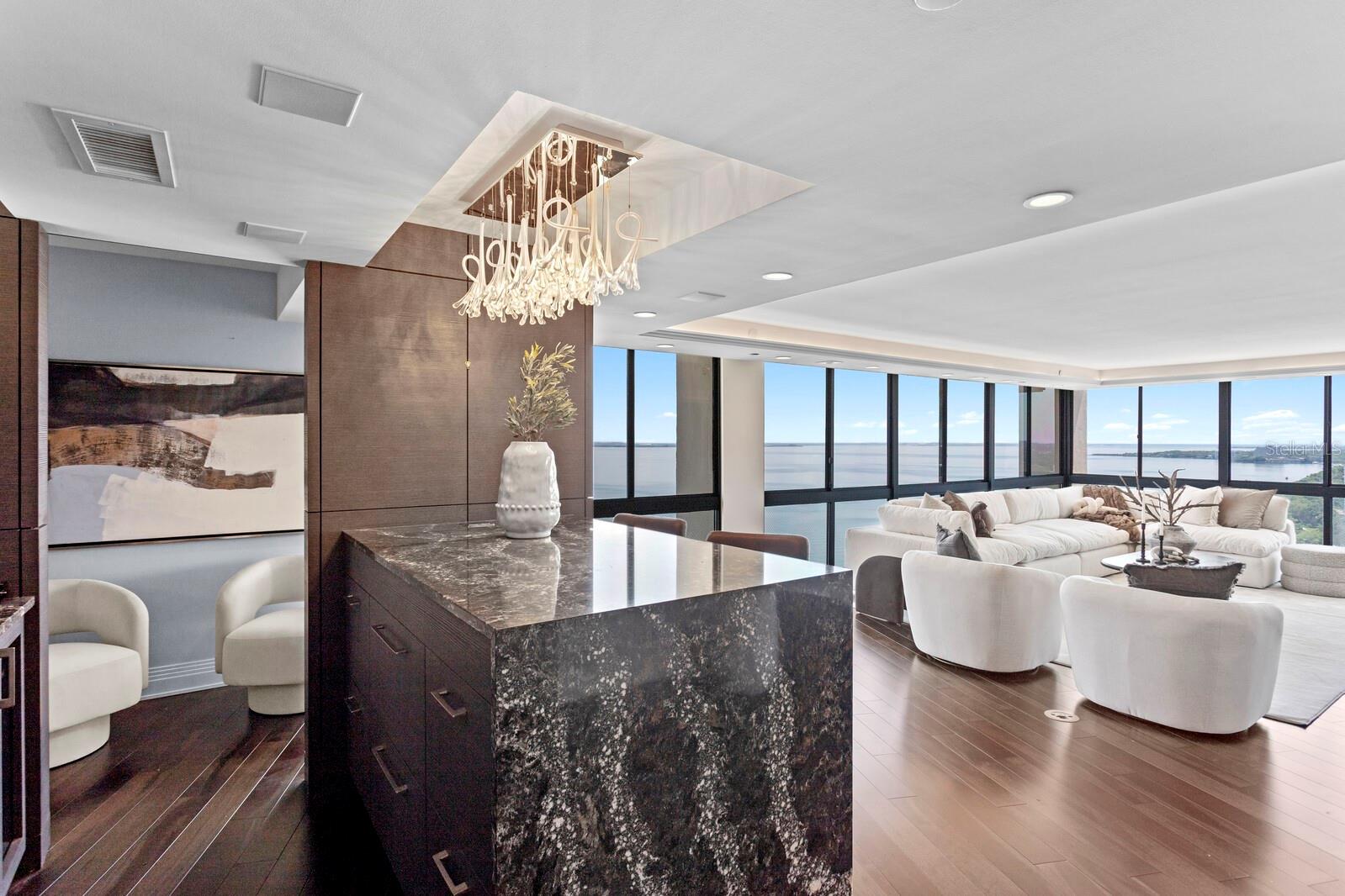 MONTE CARLO TOWERS A CONDOMINI - Residential Lease