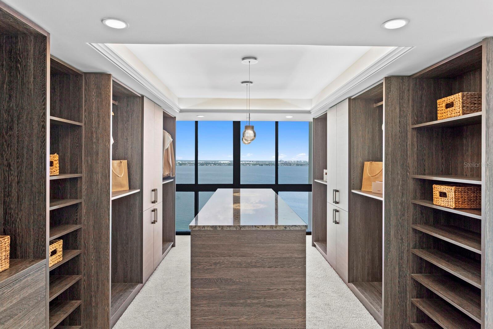 MONTE CARLO TOWERS A CONDOMINI - Residential Lease