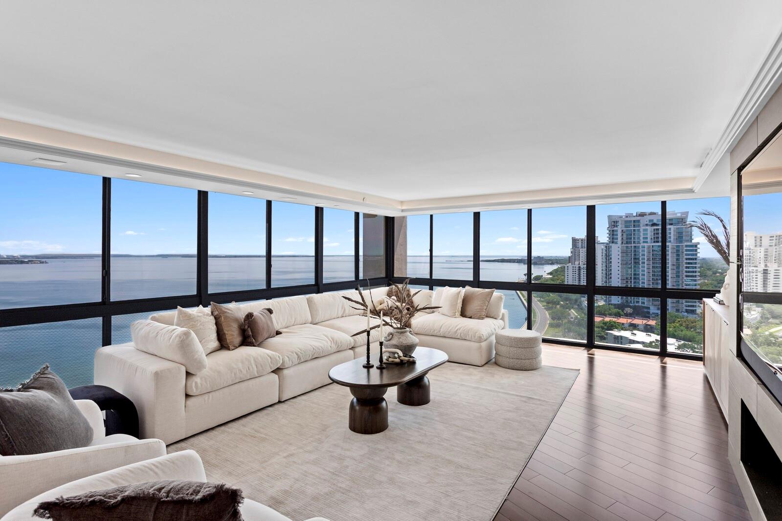 MONTE CARLO TOWERS A CONDOMINI - Residential Lease