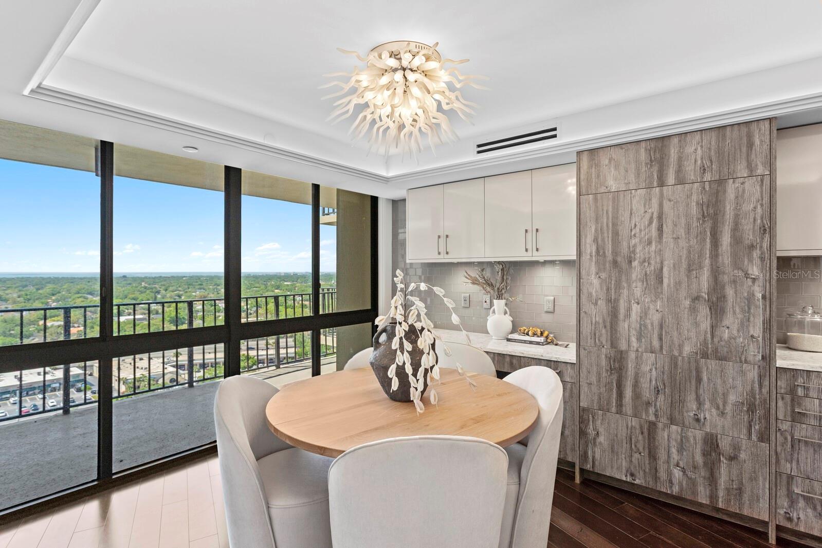 MONTE CARLO TOWERS A CONDOMINI - Residential Lease