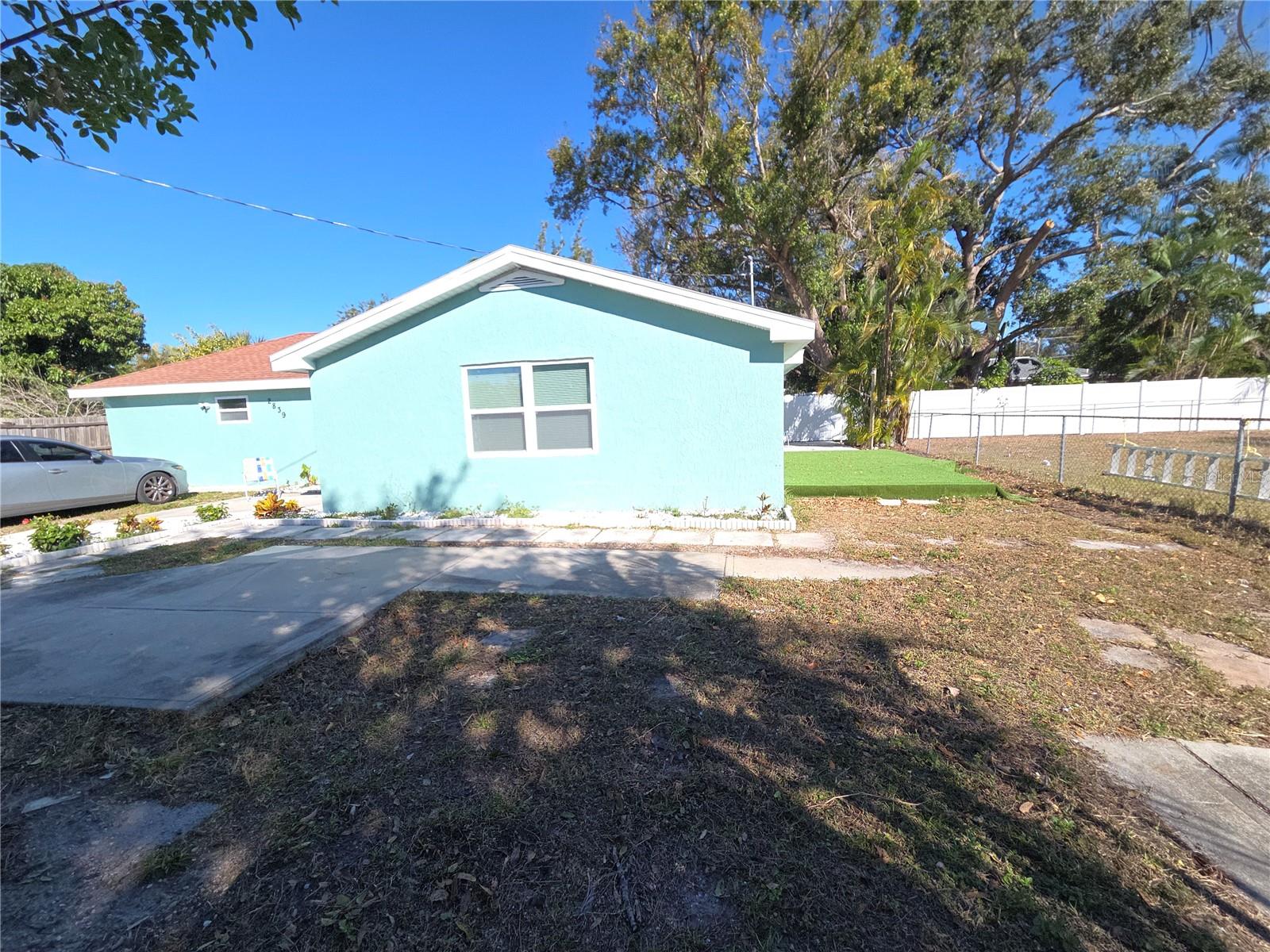 SARASOTA VENICE CO 09 37 18 - Residential