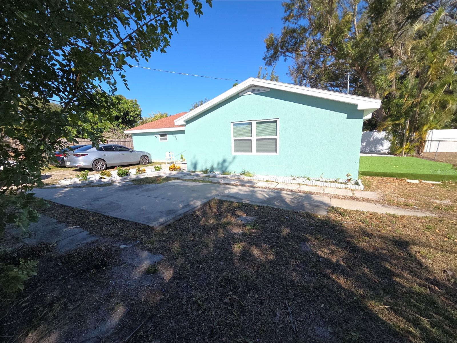 SARASOTA VENICE CO 09 37 18 - Residential