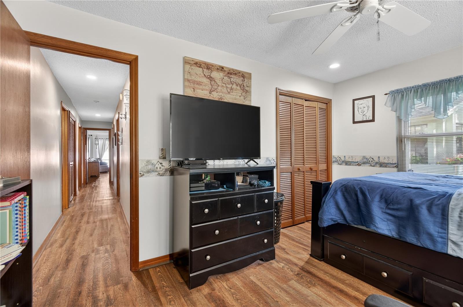 BRIAR OAKS - Residential