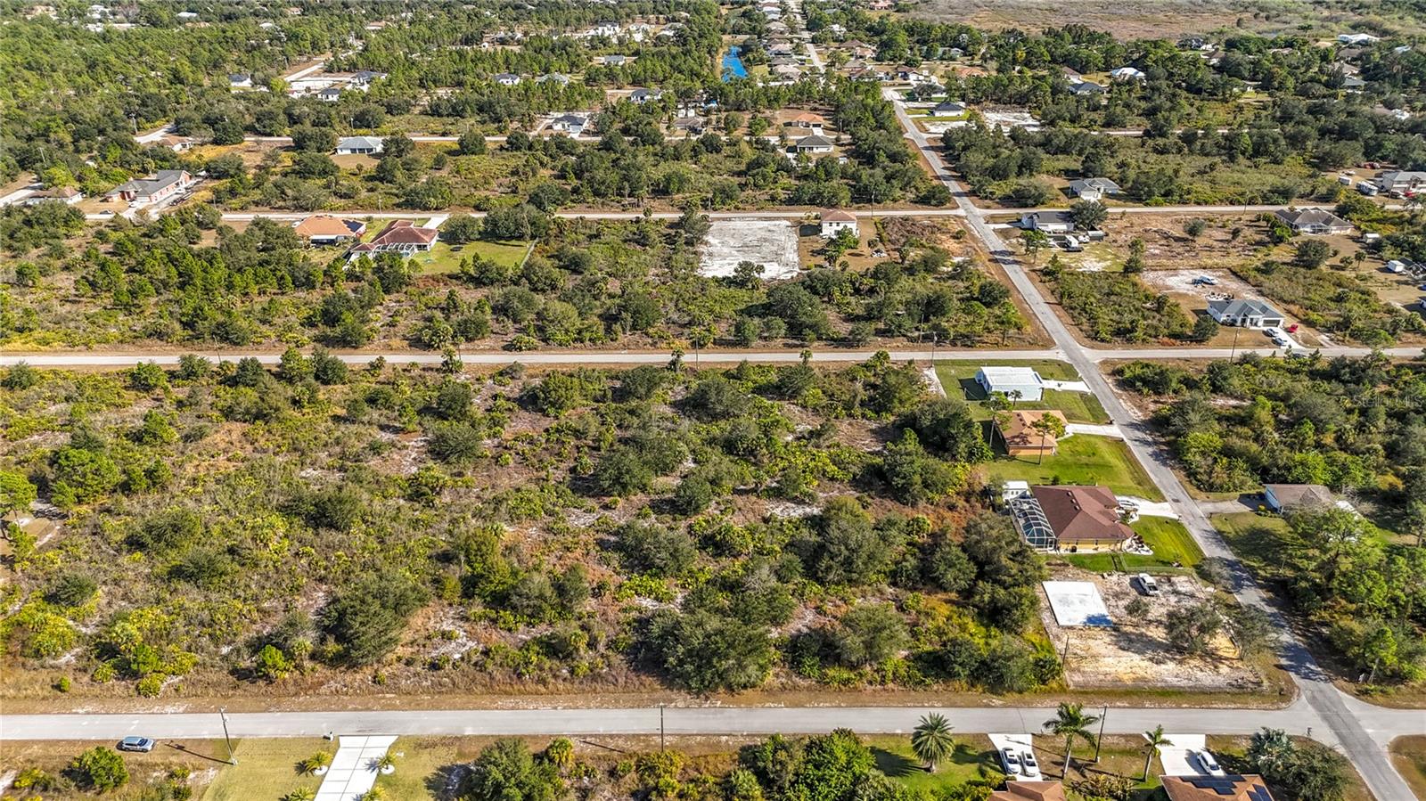 LEHIGH ACRES - Land