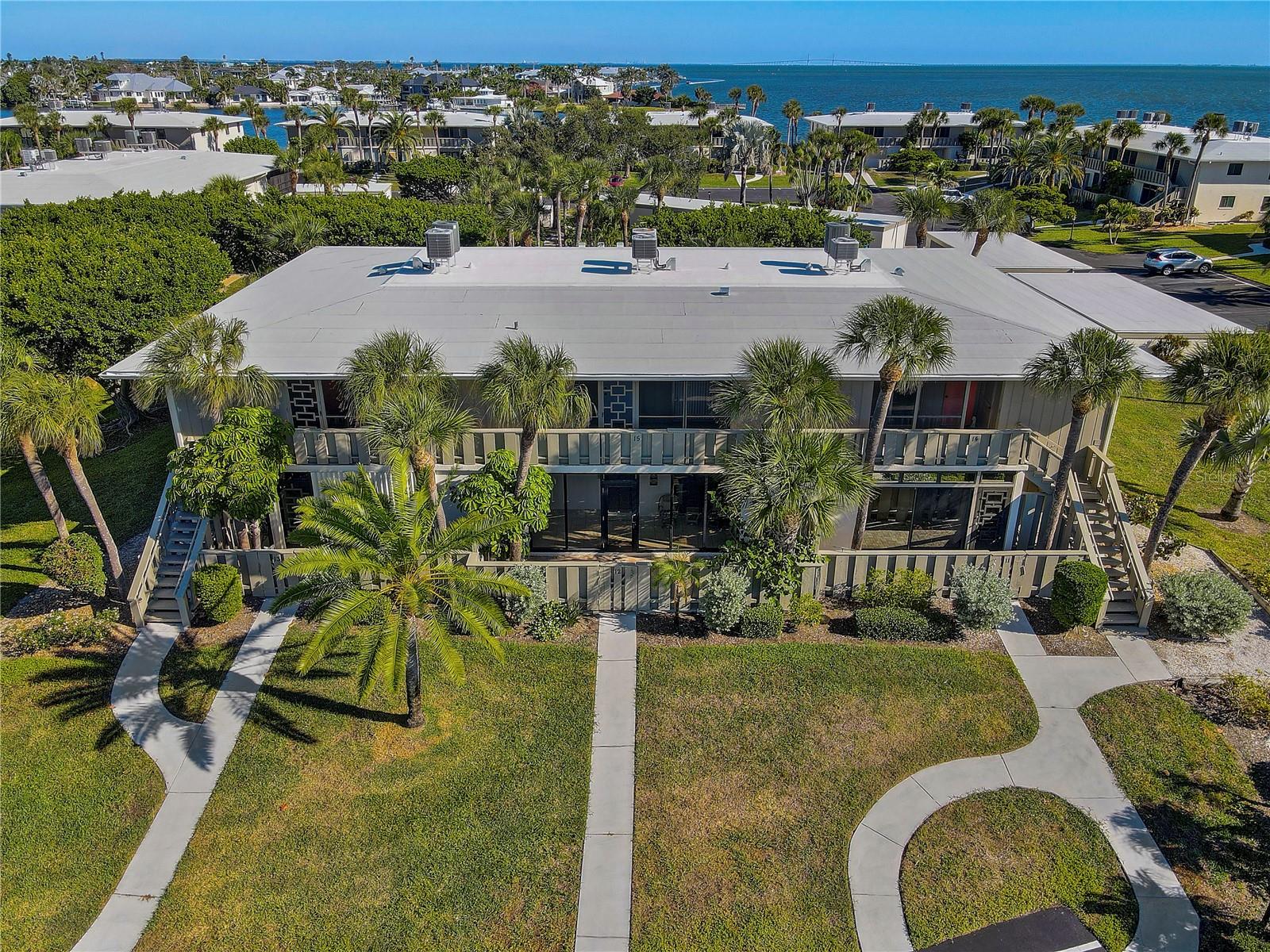 WESTBAY POINT & MOORINGS - Residential