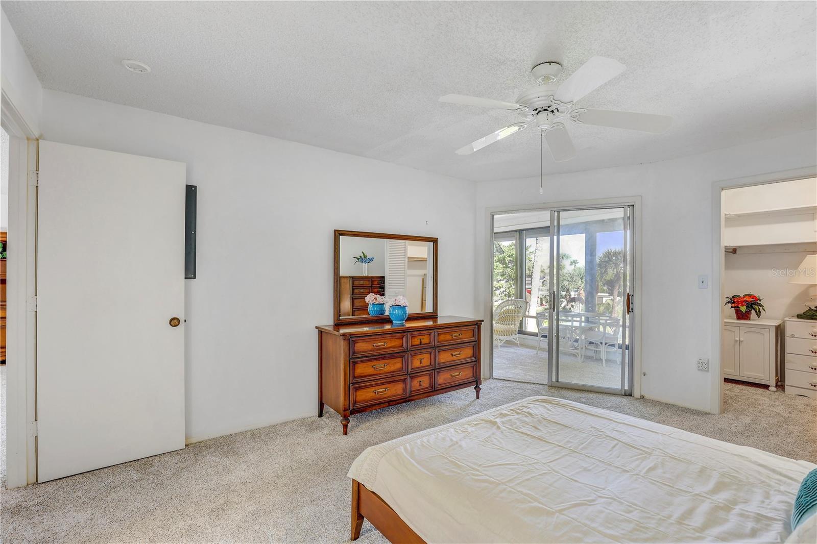 WESTBAY POINT & MOORINGS - Residential