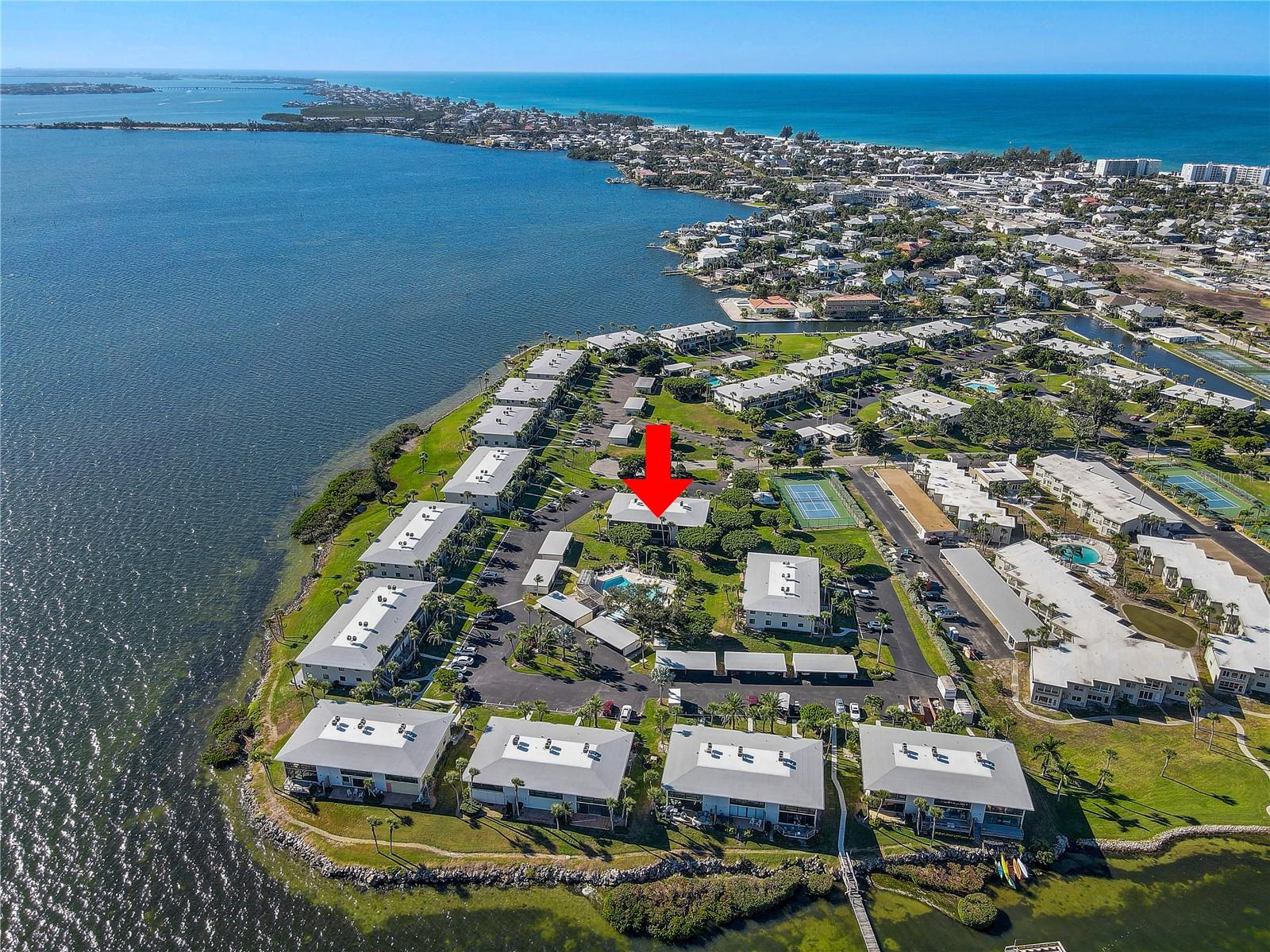 WESTBAY POINT & MOORINGS - Residential