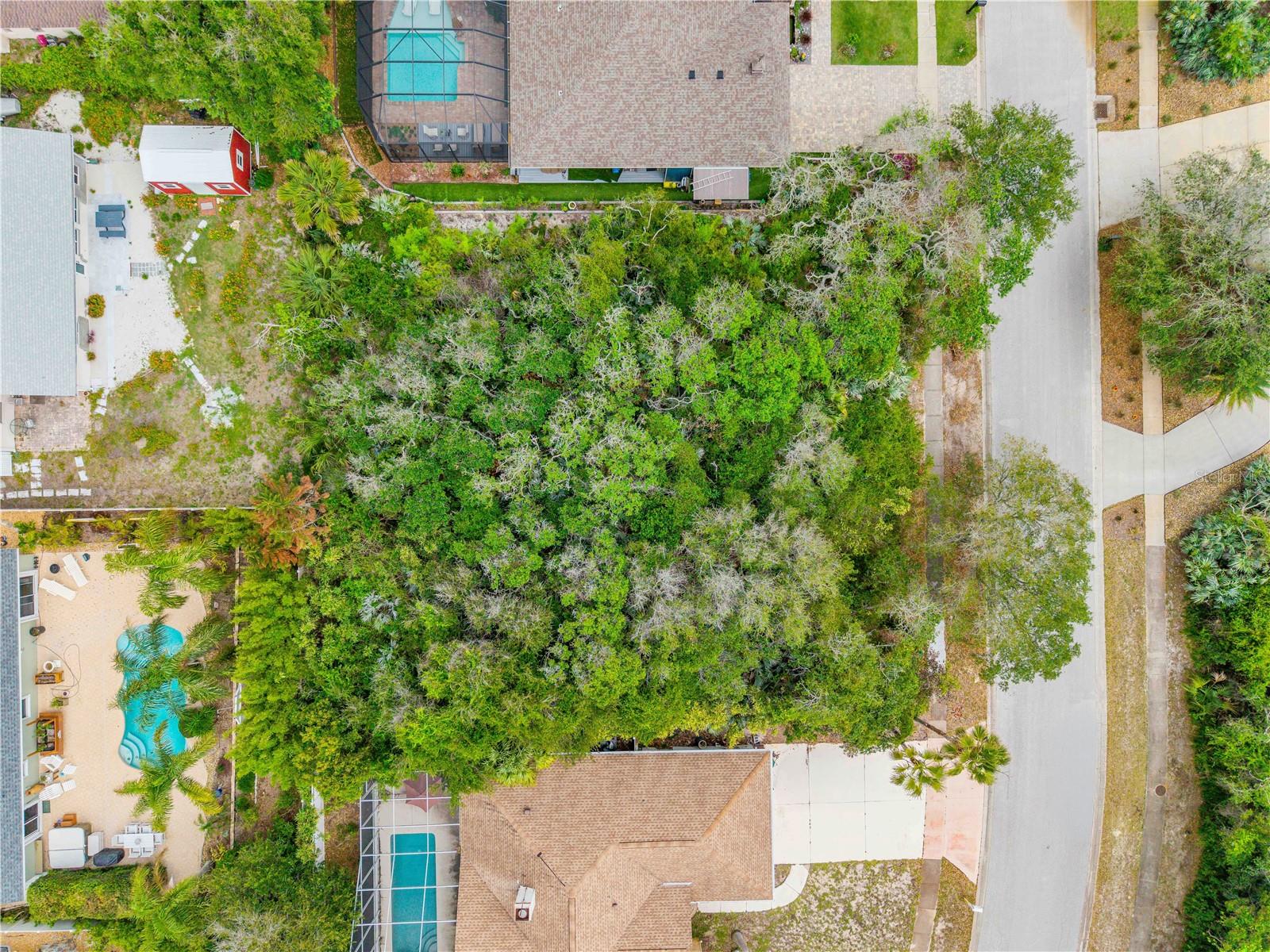 LIGHTHOUSE PLACE - Land