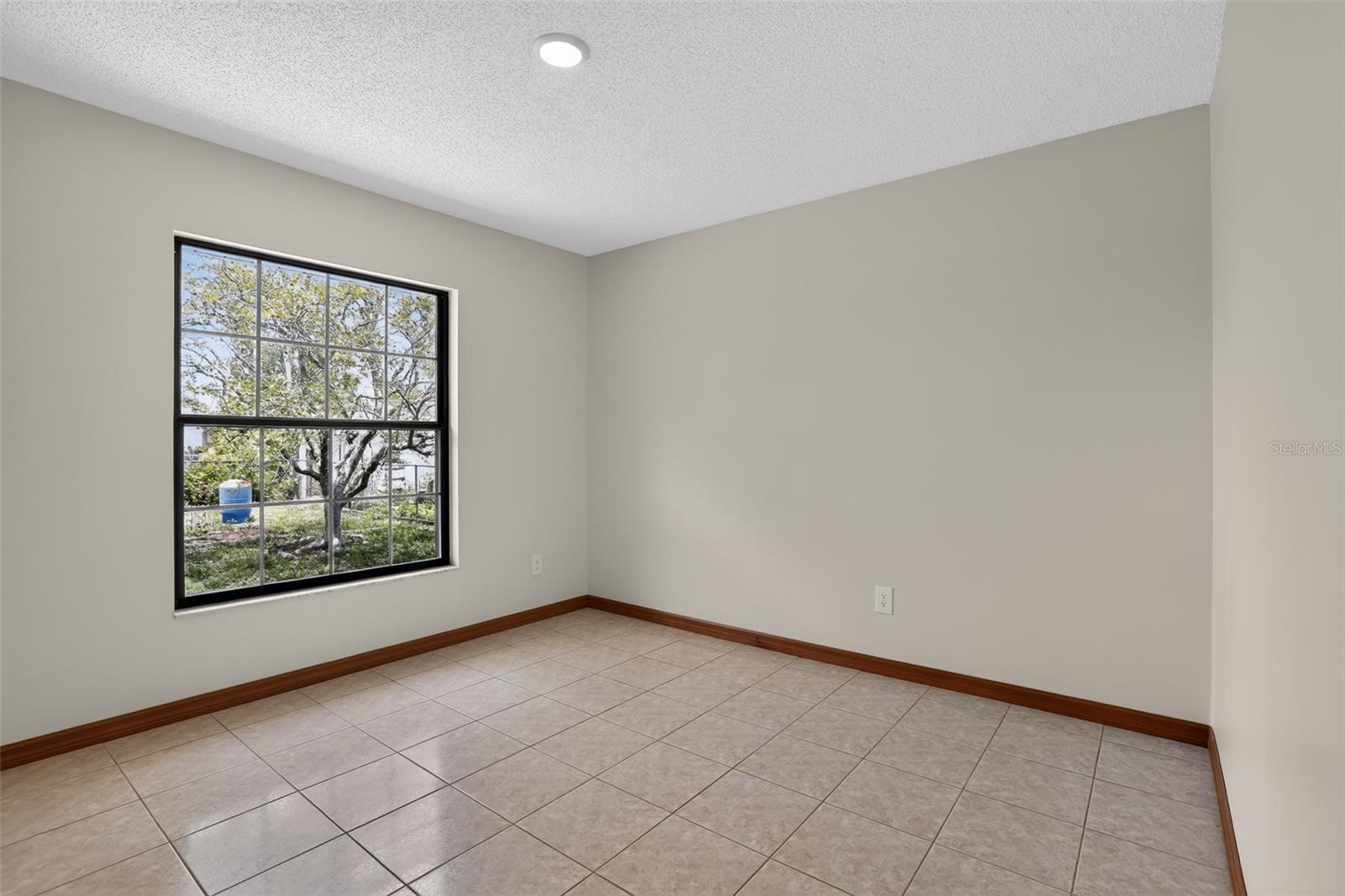 DELTONA LAKES UNIT 07 - Residential