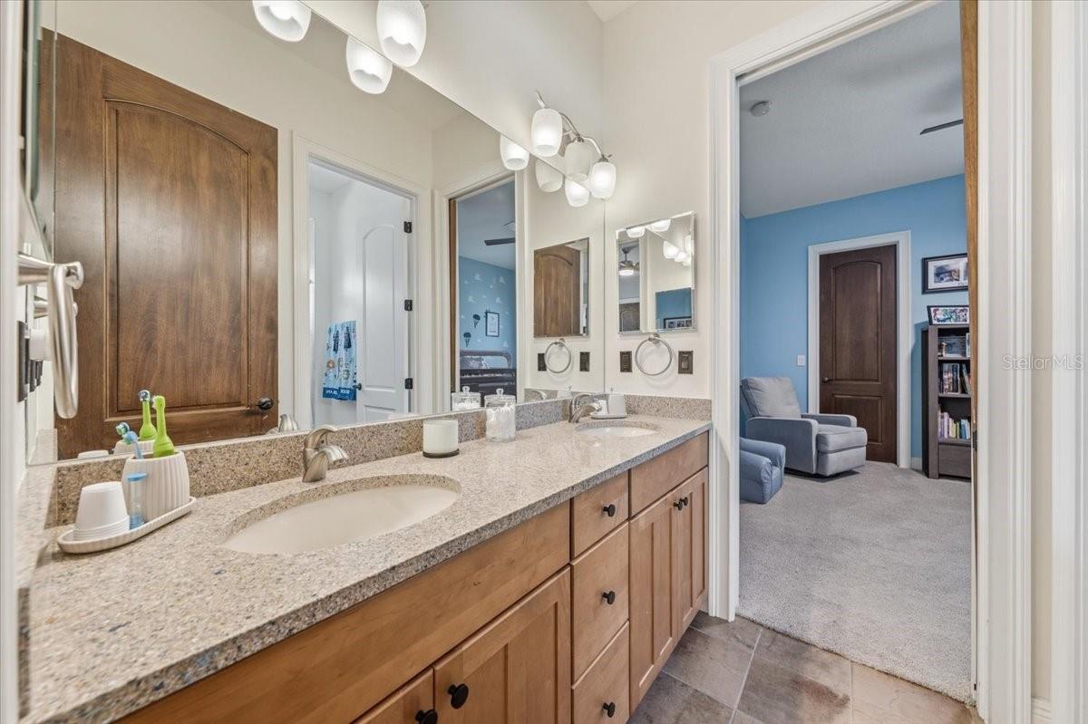 FISHHAWK RANCH - Residential