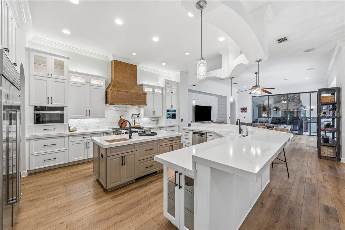 FISHHAWK RANCH - Residential