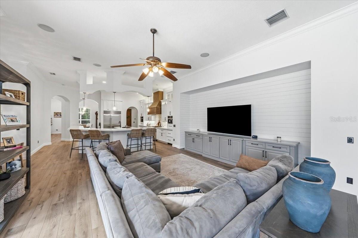 FISHHAWK RANCH - Residential