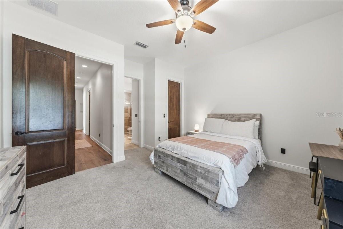 FISHHAWK RANCH - Residential