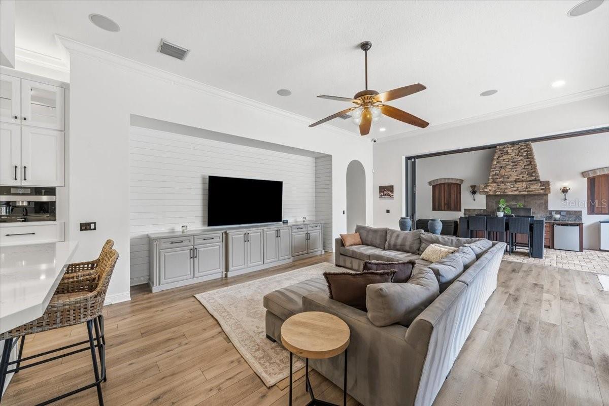FISHHAWK RANCH - Residential