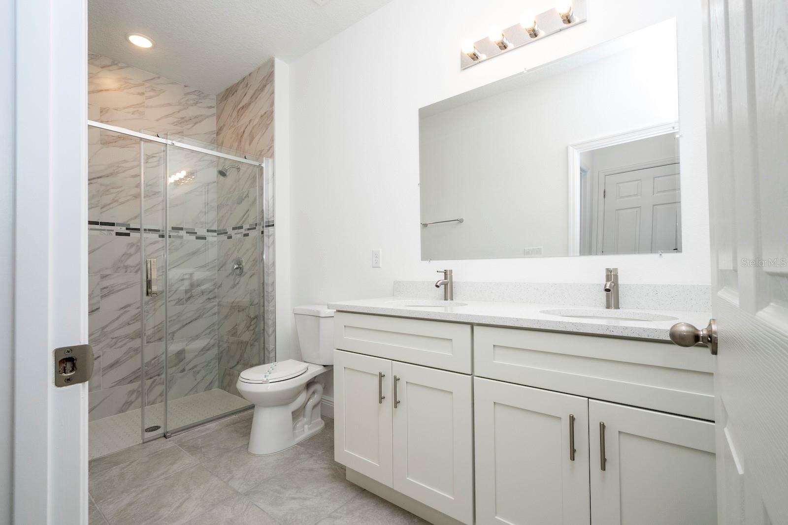 MARION OAKS UN 01 - Residential