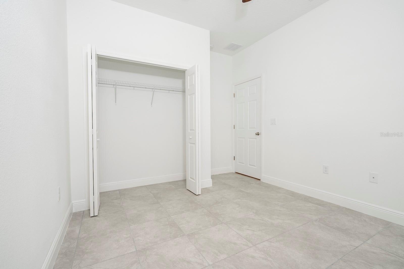 MARION OAKS UN 01 - Residential