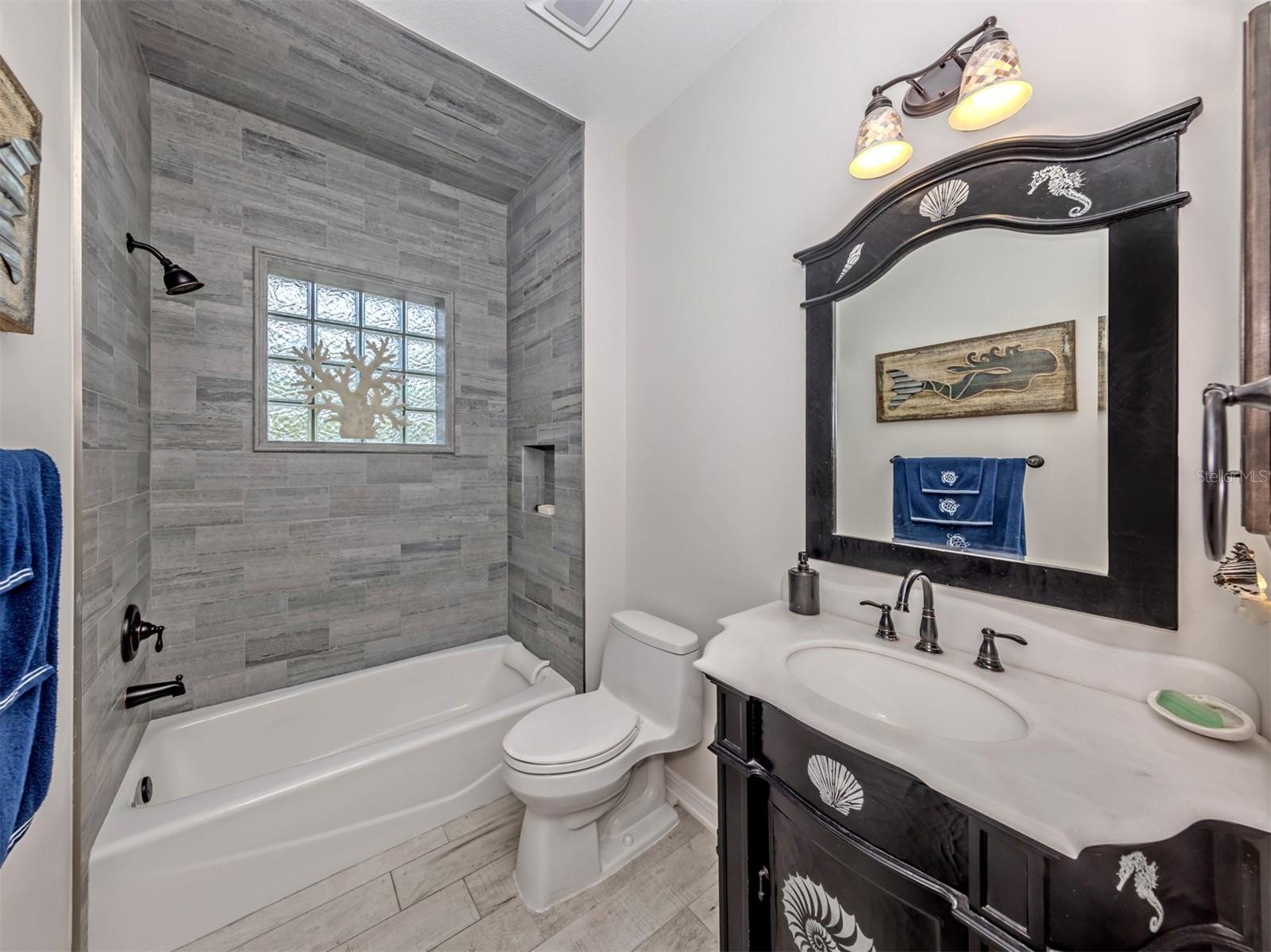 MANASOTA GARDENS 1ST ADD - Residential