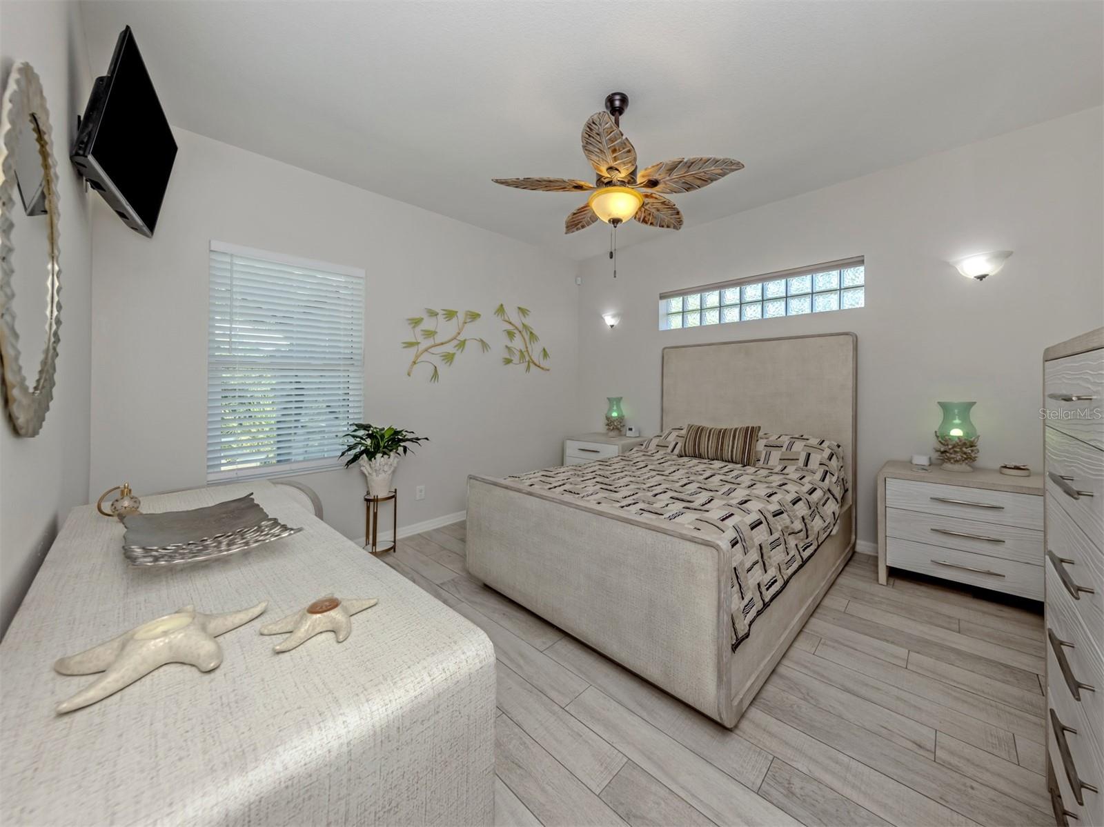MANASOTA GARDENS 1ST ADD - Residential