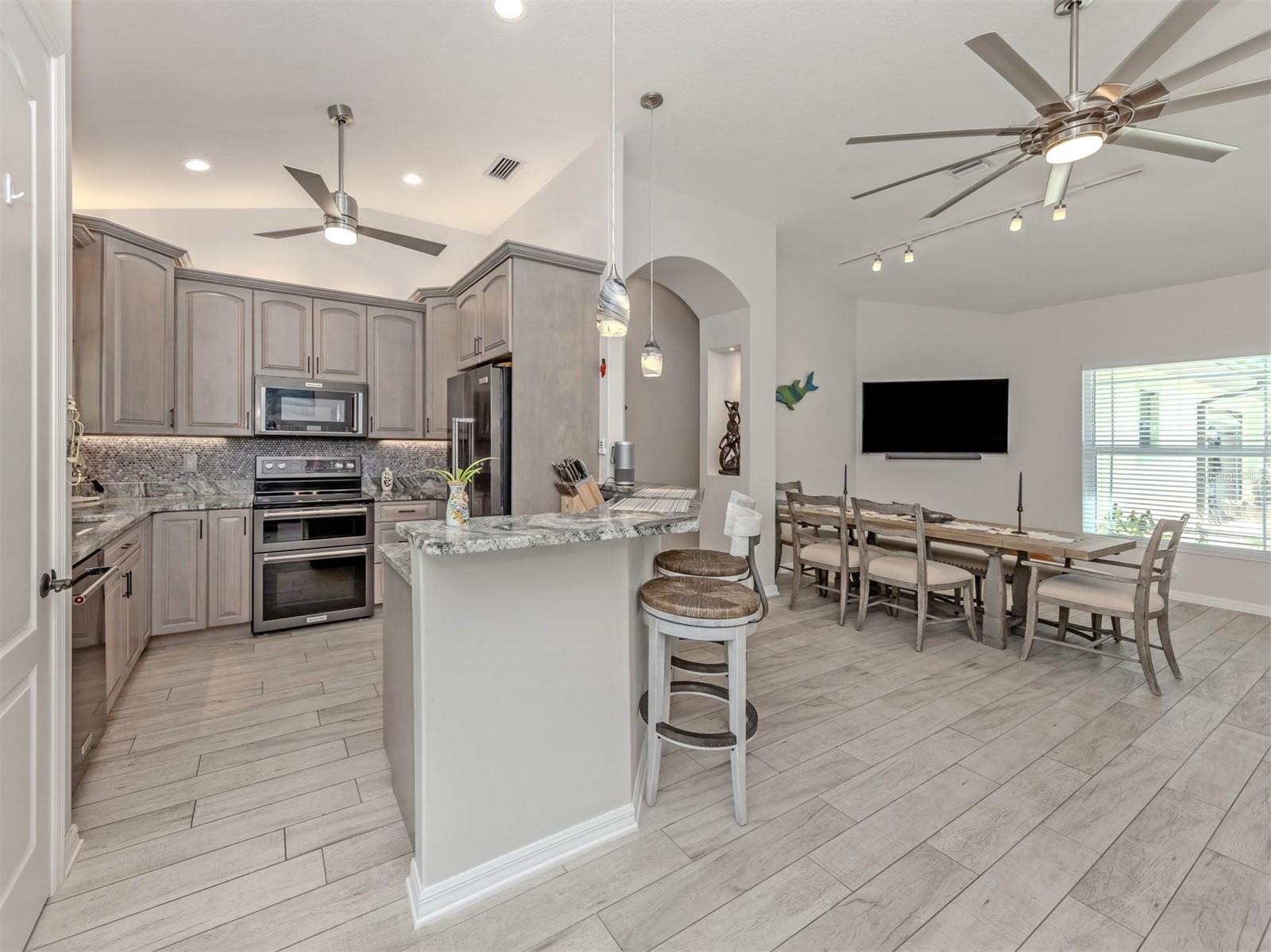 MANASOTA GARDENS 1ST ADD - Residential