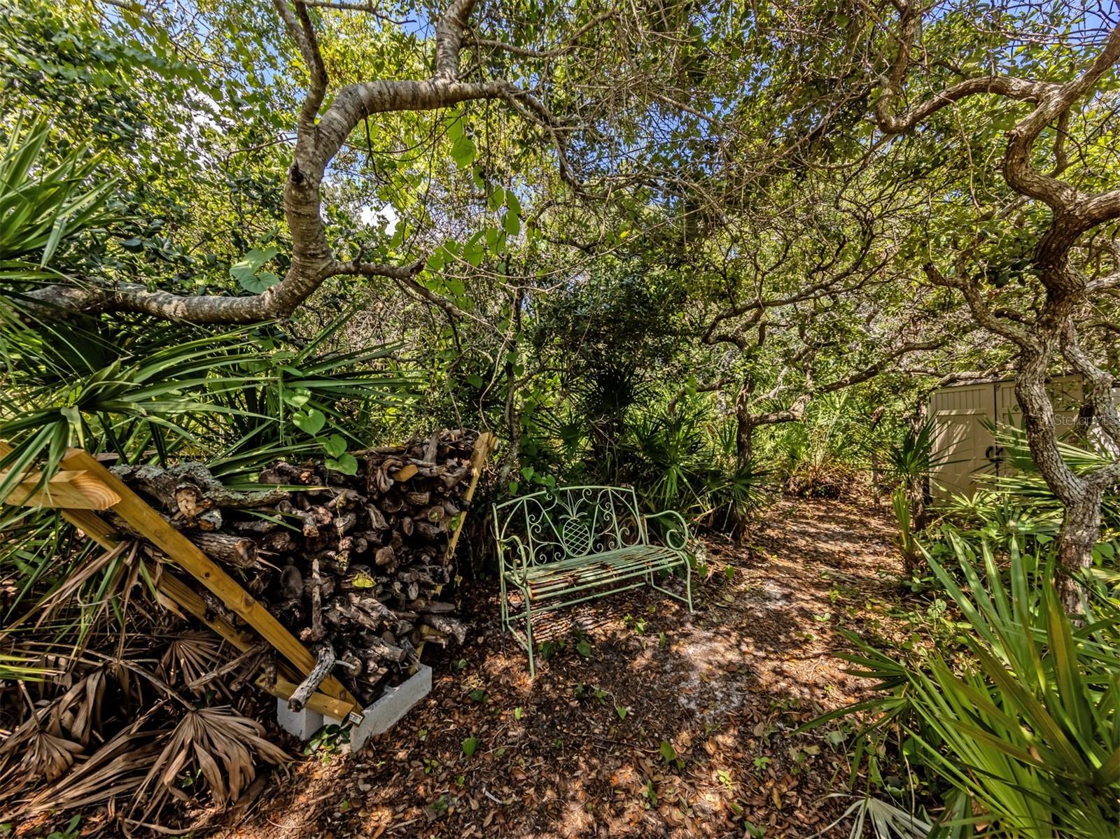 MANASOTA GARDENS 1ST ADD - Residential