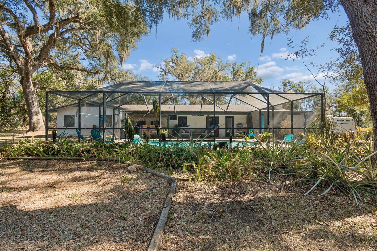 MILLS ESTATES - Residential