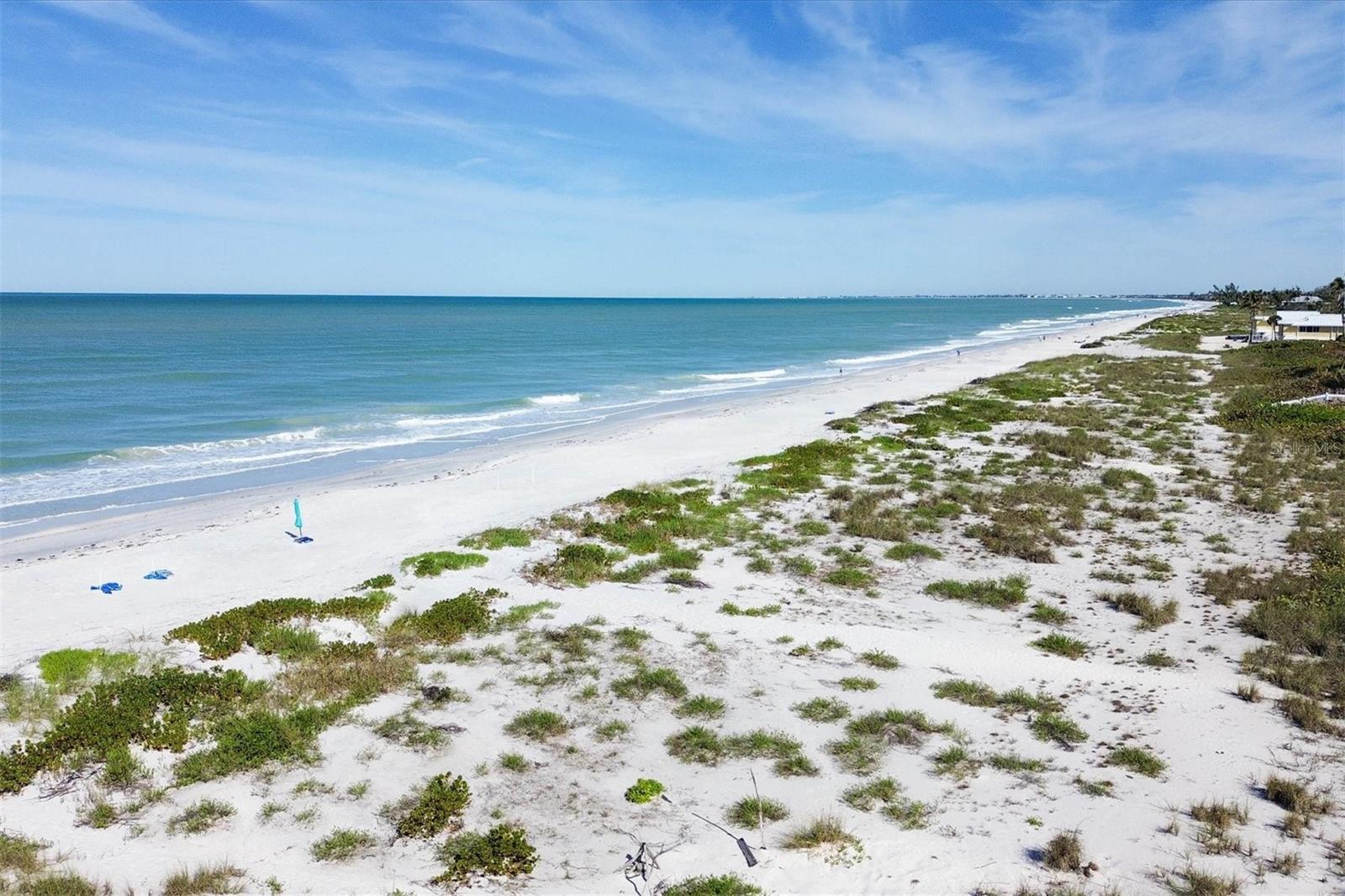 GOLDEN BEACH - Residential