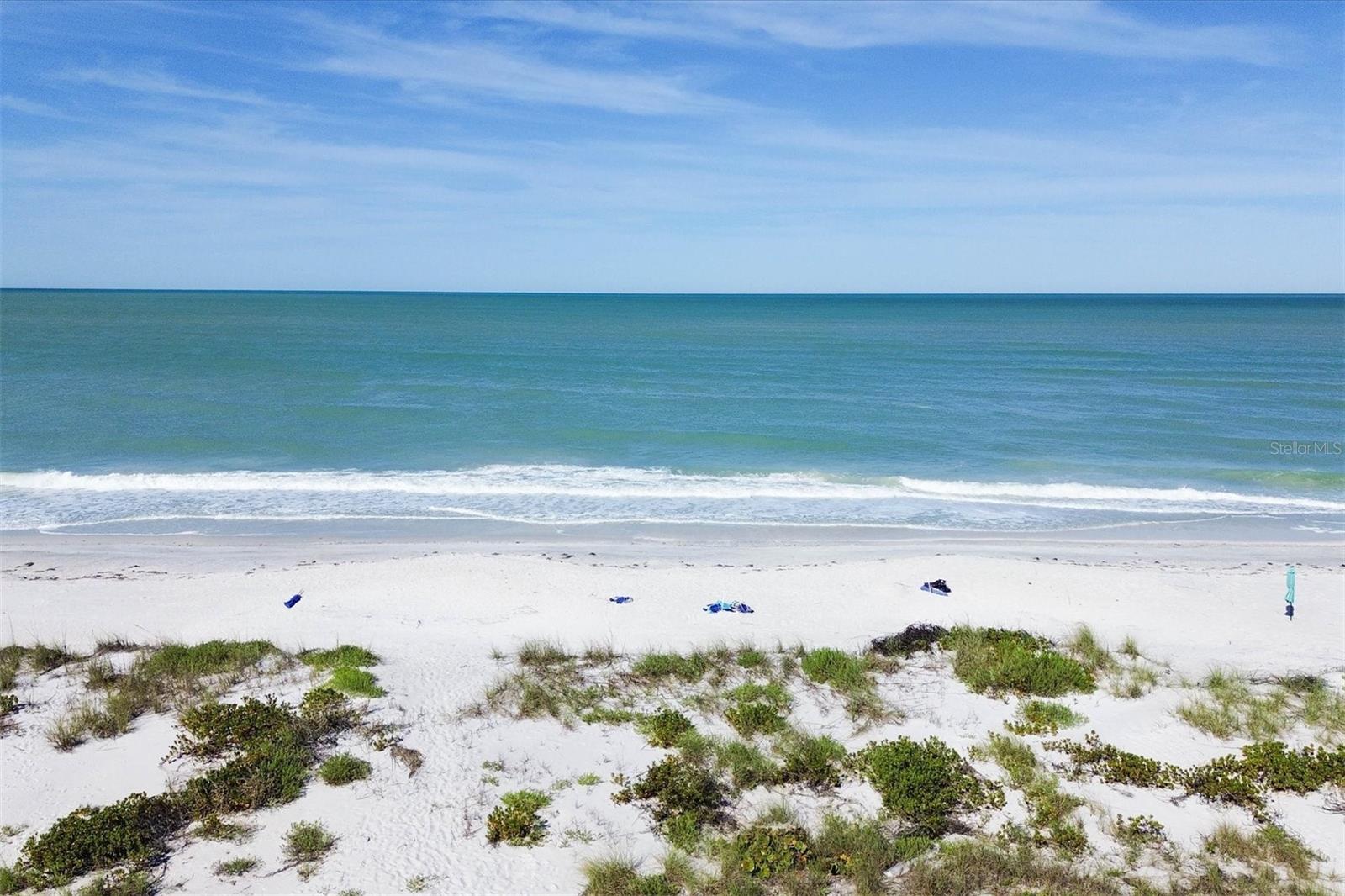 GOLDEN BEACH - Residential