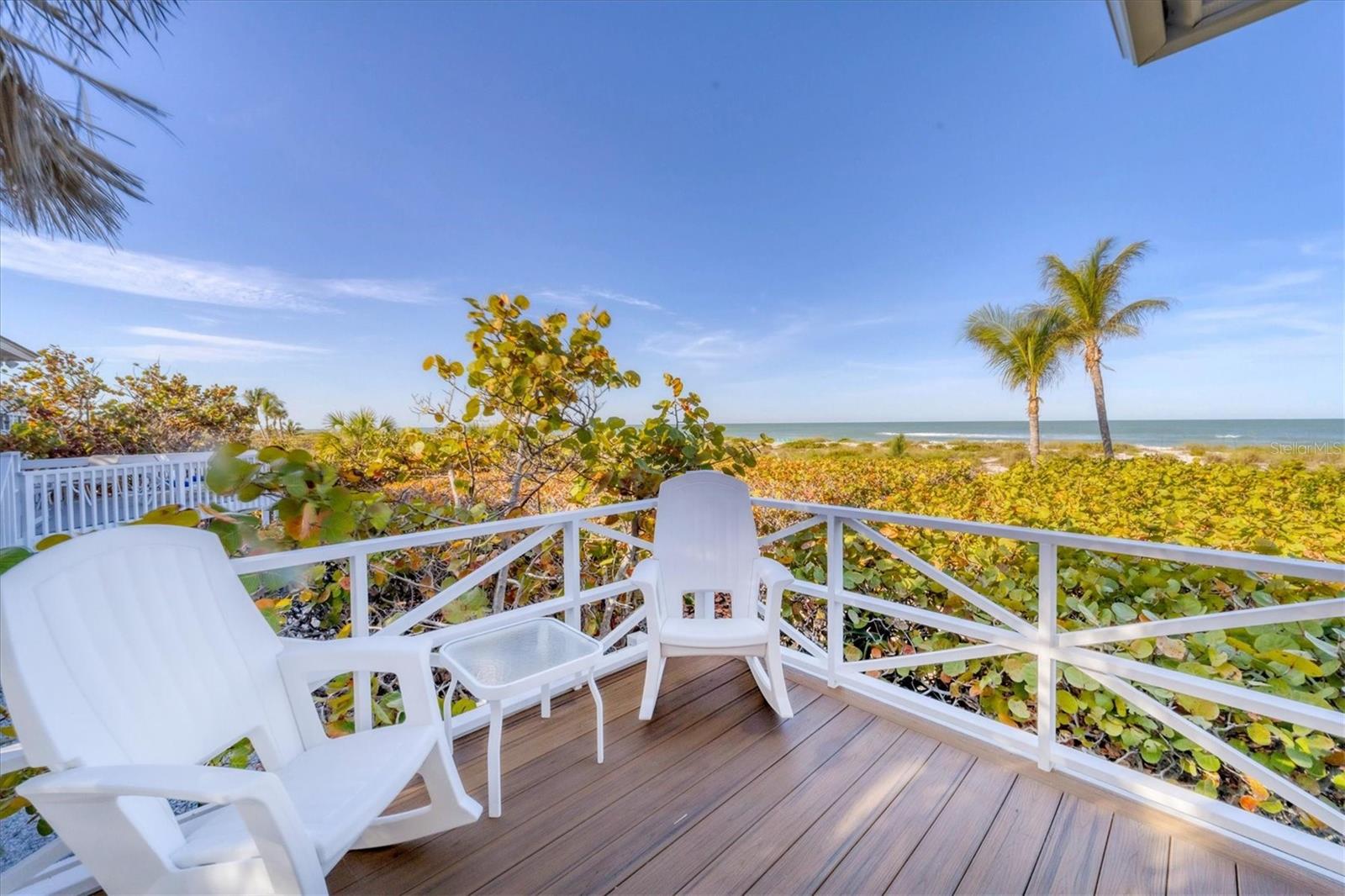 GOLDEN BEACH - Residential