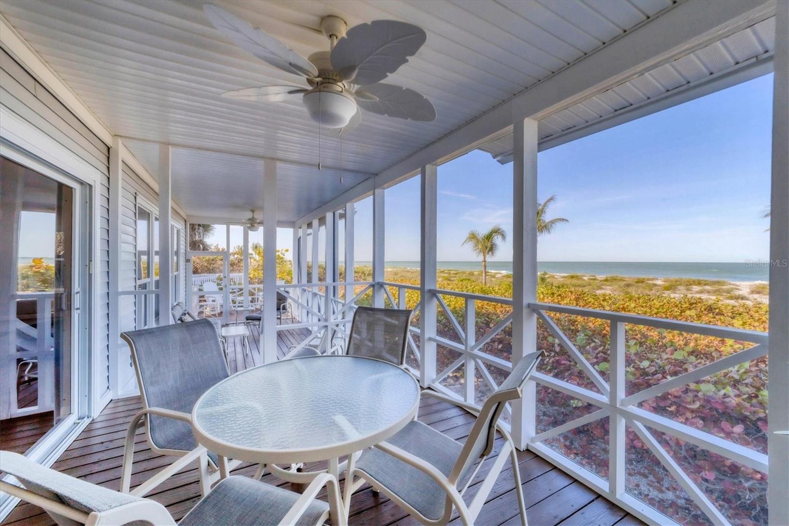 GOLDEN BEACH - Residential