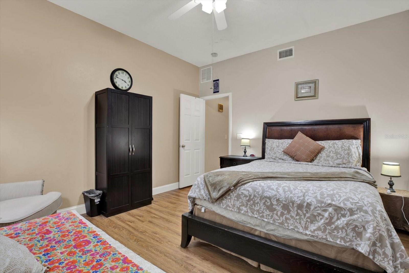 BRIDGEWATER PH 04 - Residential