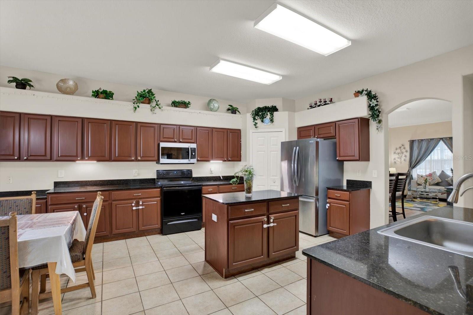 BRIDGEWATER PH 04 - Residential