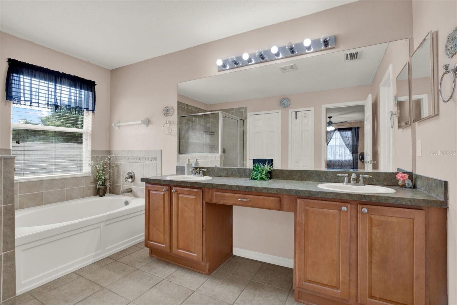 BRIDGEWATER PH 04 - Residential