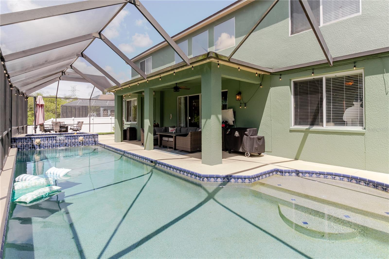 THOUSAND OAKS EAST PH 02 & 03 - Residential