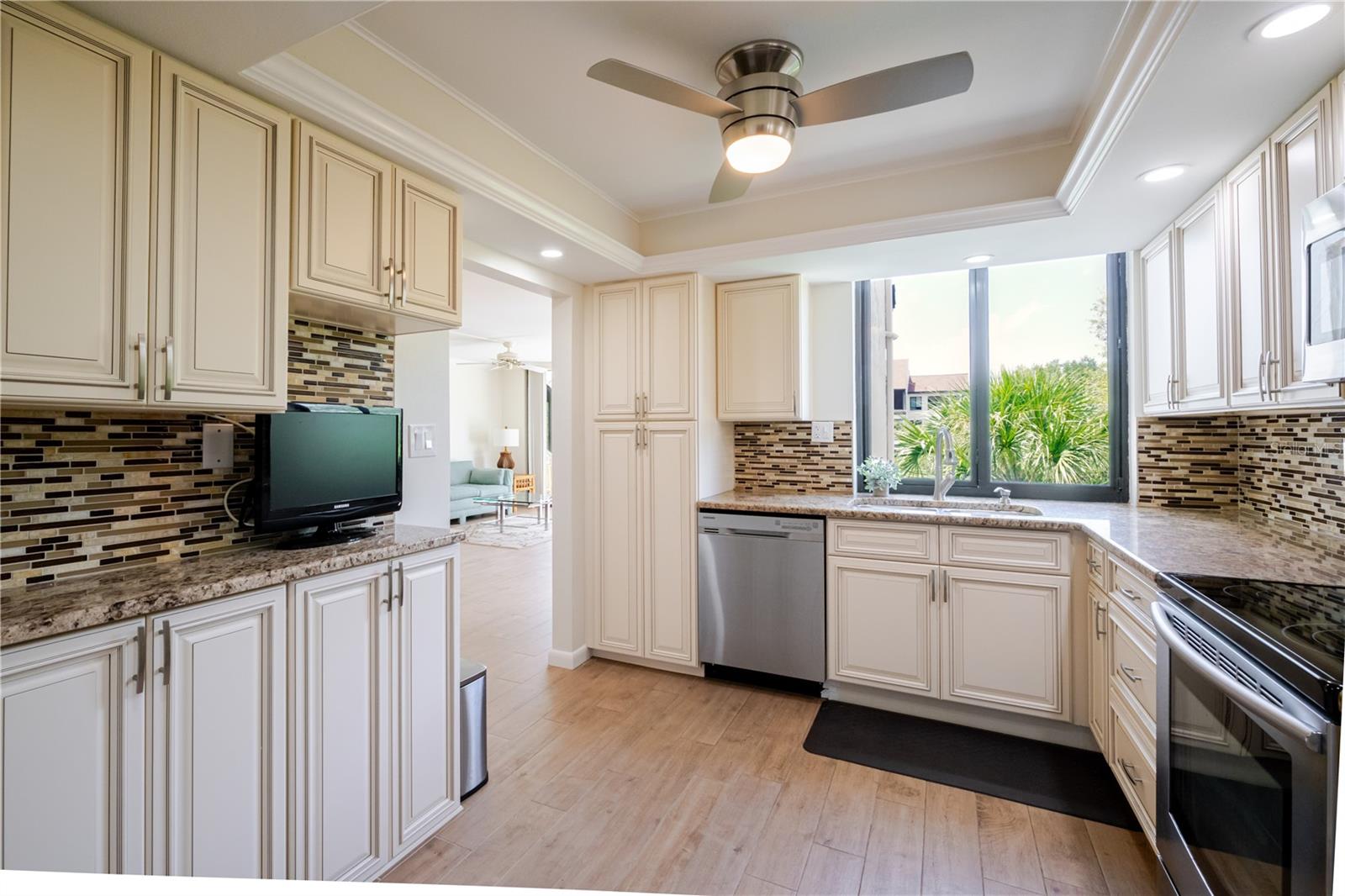 EXCELSIOR BEACH TO BAY 2 - Residential