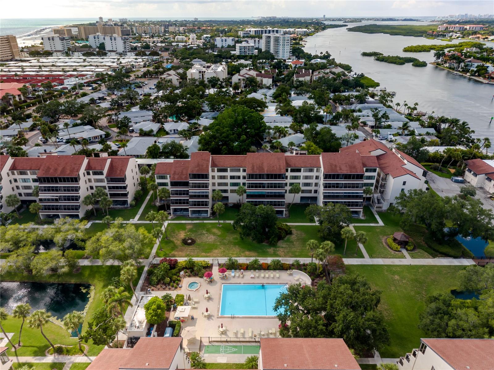 EXCELSIOR BEACH TO BAY 2 - Residential