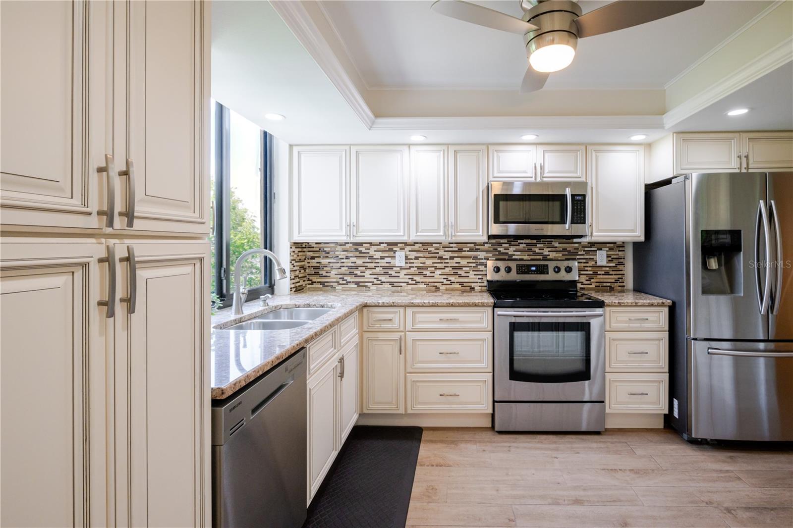 EXCELSIOR BEACH TO BAY 2 - Residential