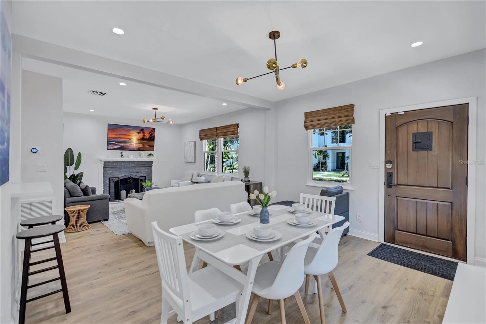 RUSTIC LODGE - Residential