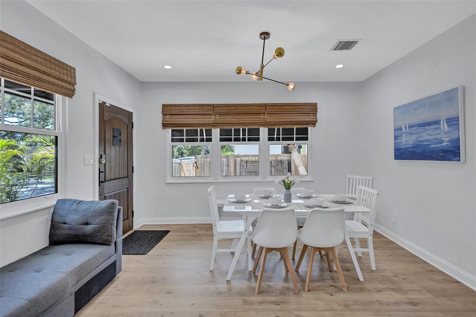 RUSTIC LODGE - Residential