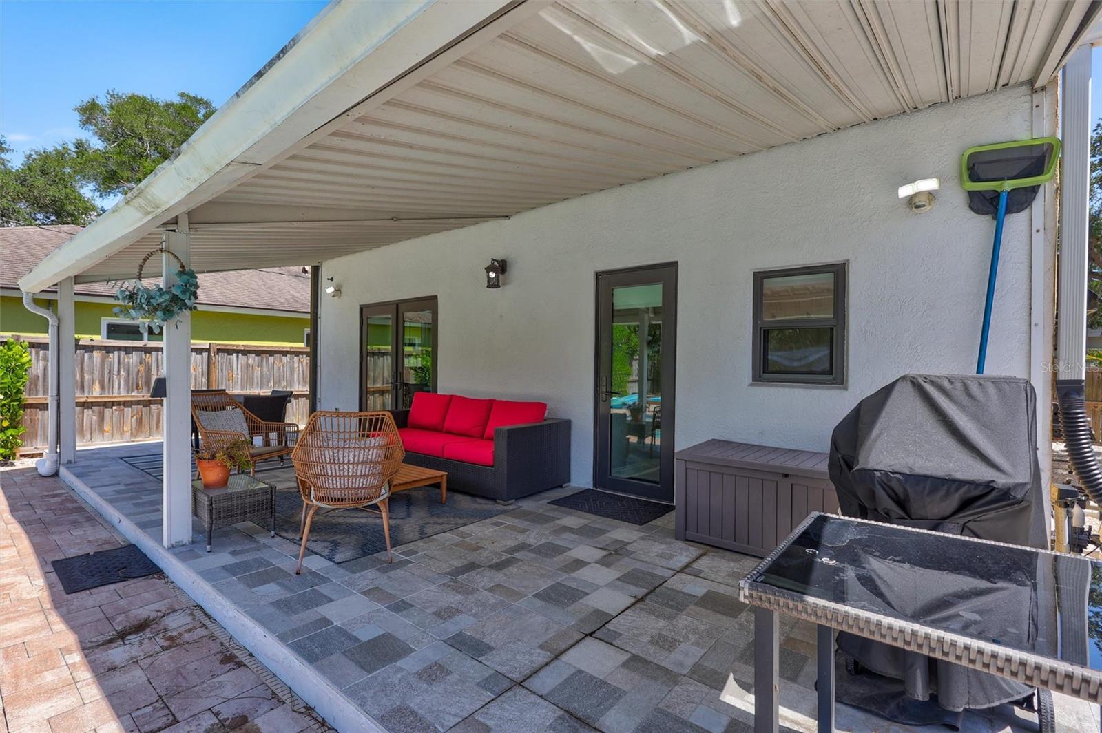 RUSTIC LODGE - Residential
