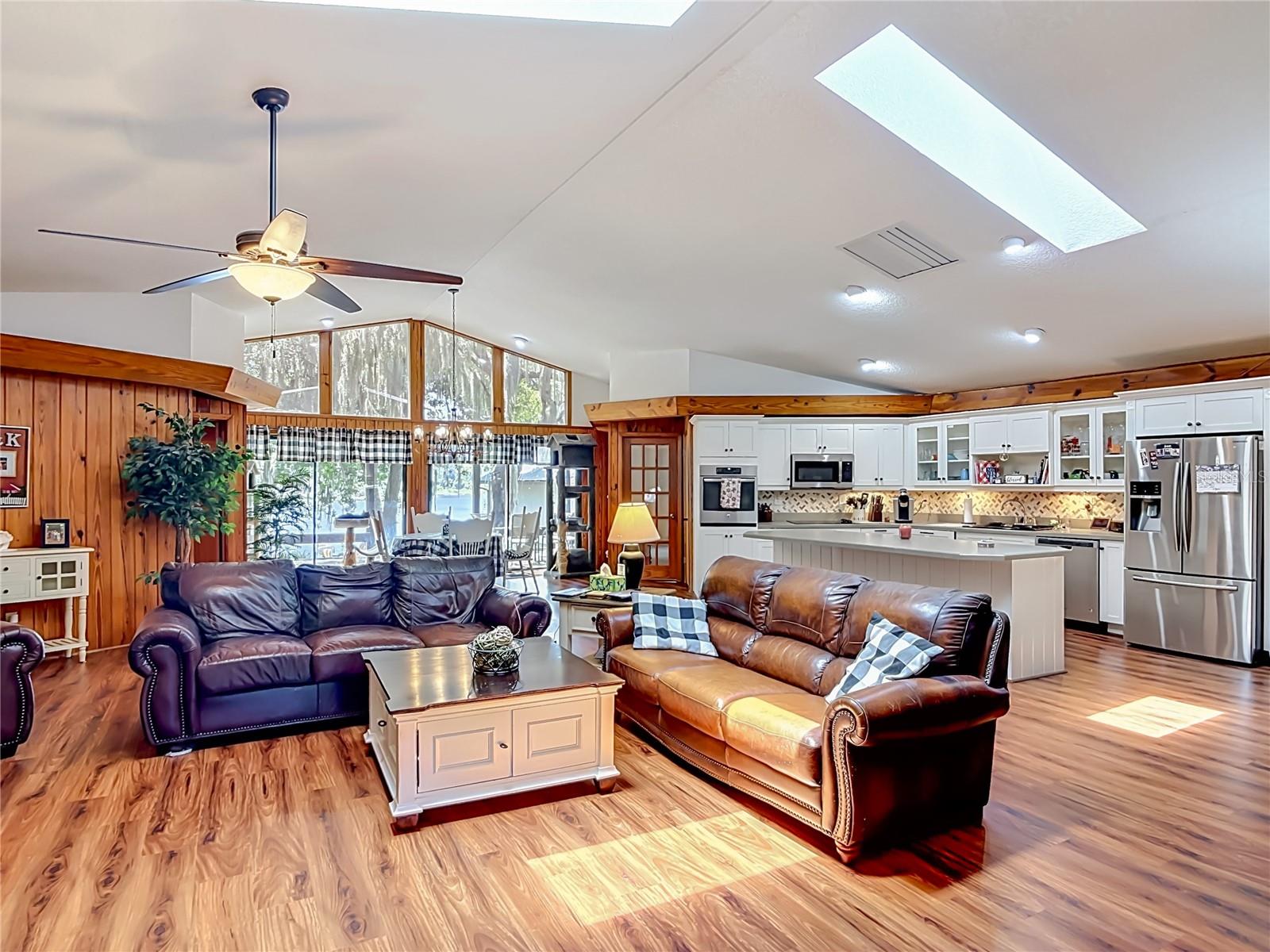 BLUE LAKE RIDGE - Residential
